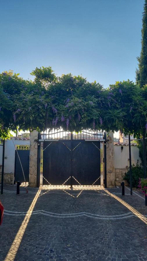 شقة Tabor 2 Garden & Parking نابولي المظهر الخارجي الصورة